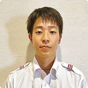 小林 輝生 乗務員